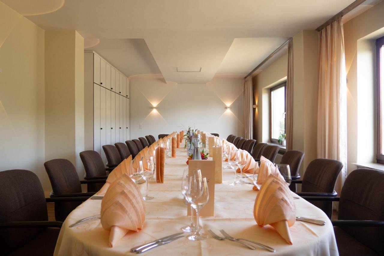 Hotel Villa Am Rhein Андернах Екстер'єр фото